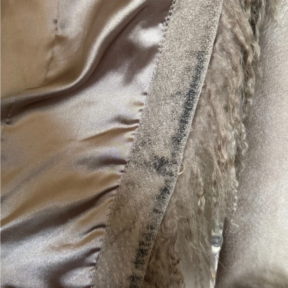 Mongolian fur jacket - Picture 6 of 8